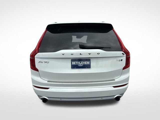 Used 2018 Volvo XC90 T5 Momentum w/ Convenience Package AWD/4WD image 4