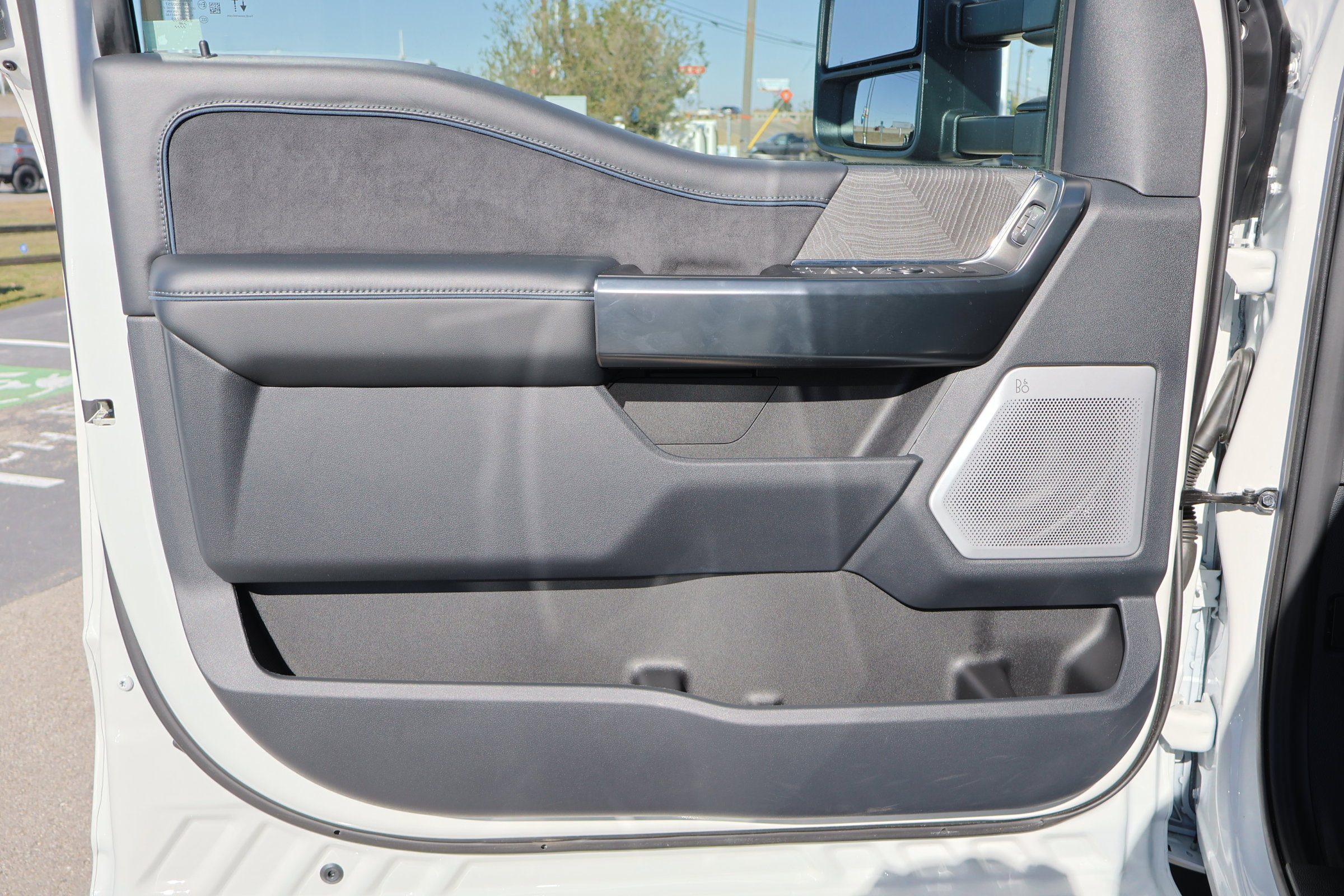 Certified 2025 Ford F450 Platinum image 16