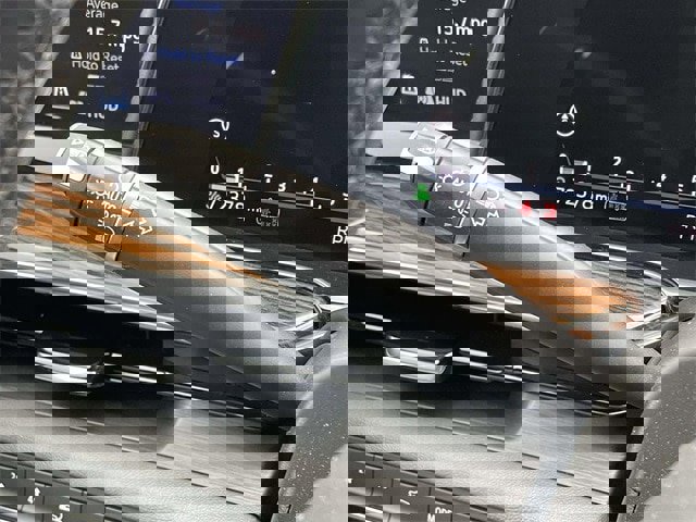 Used 2021 Cadillac Escalade ESV Premium Luxury image 22