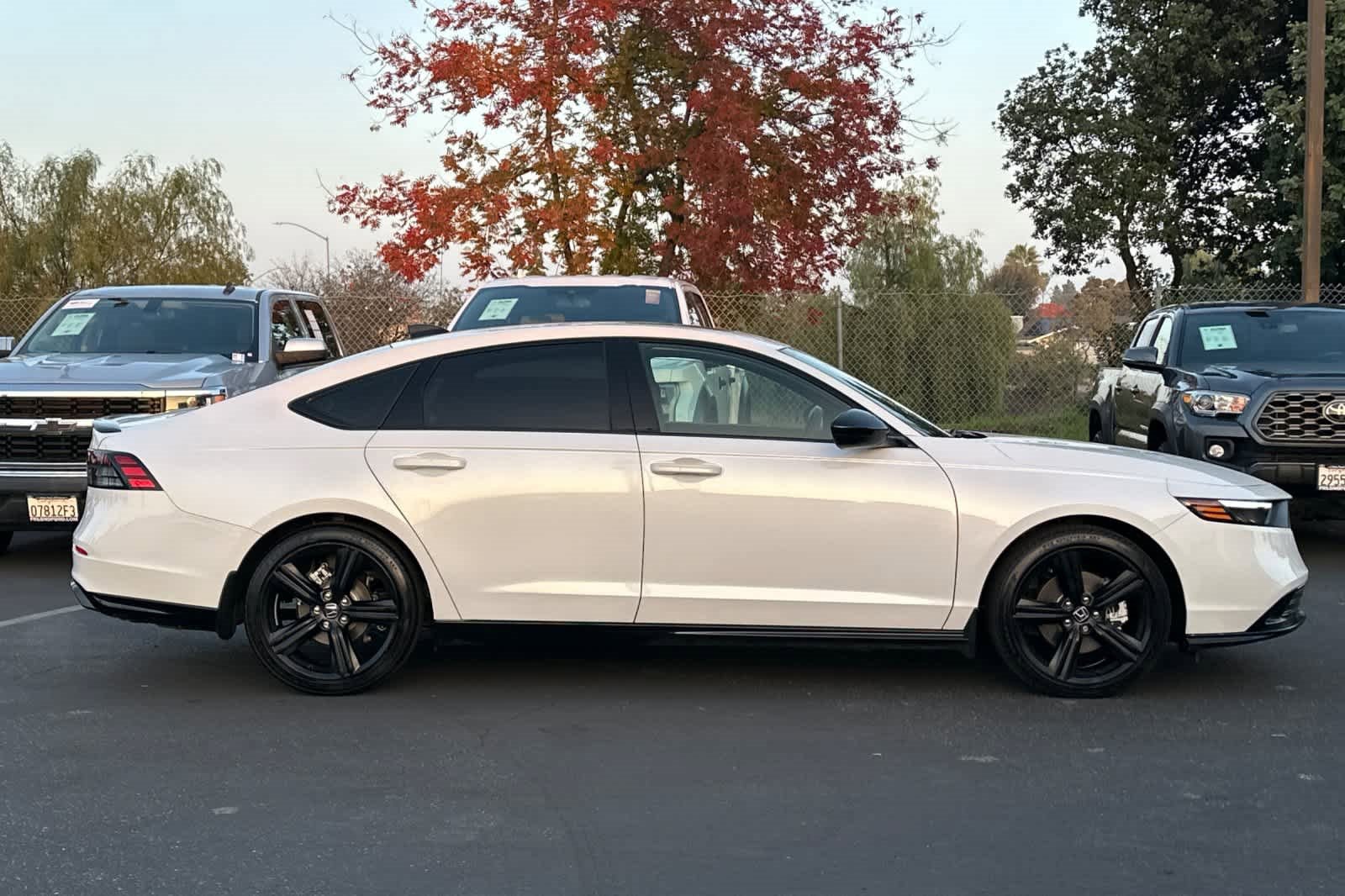 Used 2024 Honda Accord Sport image 9