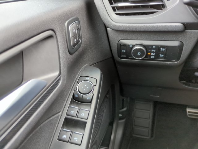 Certified 2024 Ford Escape ST-Line Select w/ Tech Pack #2 AWD/4WD image 29