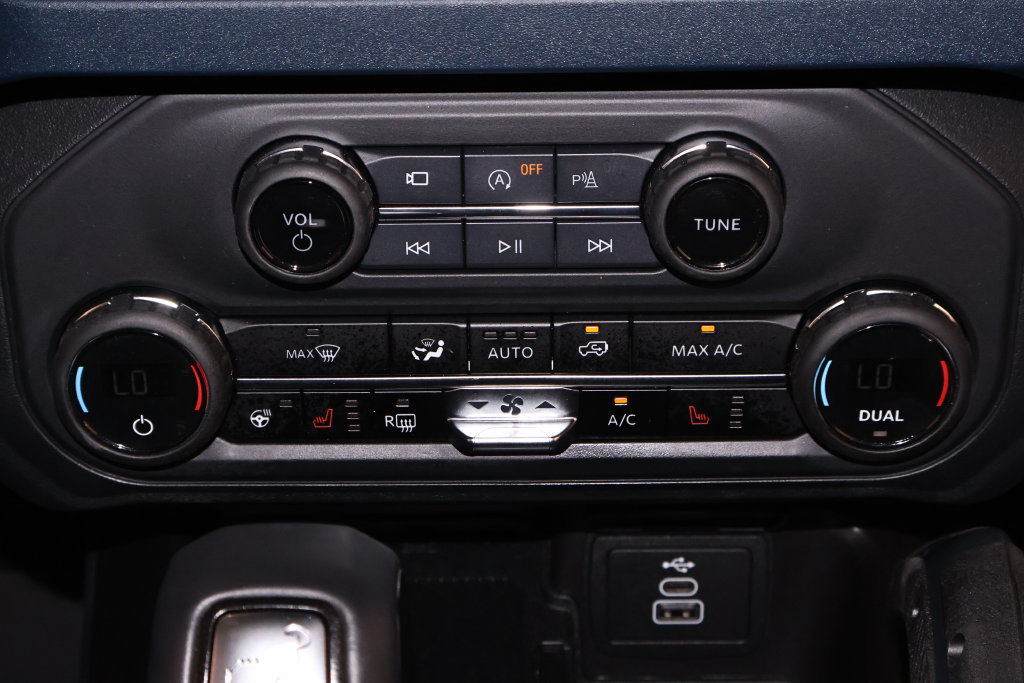 Certified 2026 Ford Bronco Raptor AWD/4WD image 32