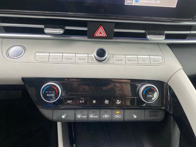 Used 2025 Hyundai Elantra Limited w/ Cargo Package image 21