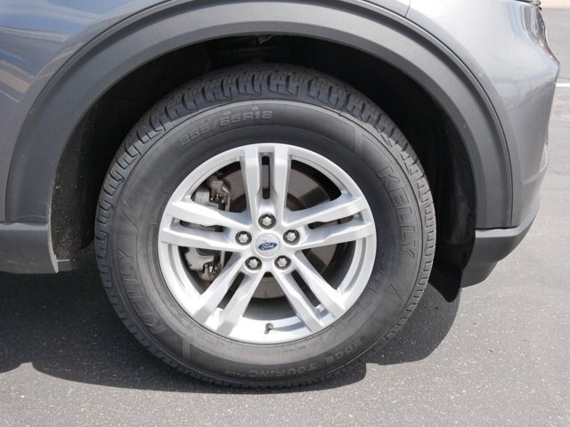 Certified 2023 Ford Explorer XLT w/ Equipment Group 202A AWD/4WD image 6