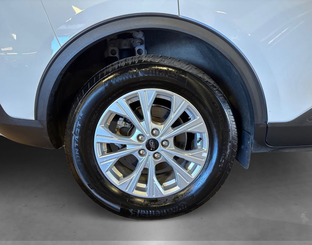 Certified 2025 Ford Escape Active AWD/4WD image 18