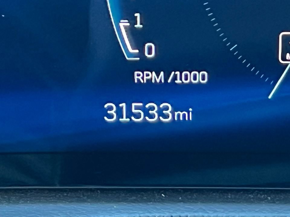 Used 2025 Cadillac XT4 Premium Luxury image 10