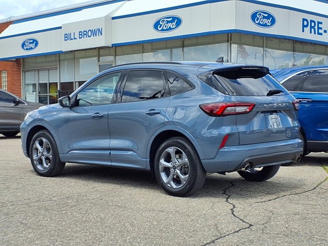 Certified 2023 Ford Escape ST-Line w/ Tech Pack #1 AWD/4WD image 2