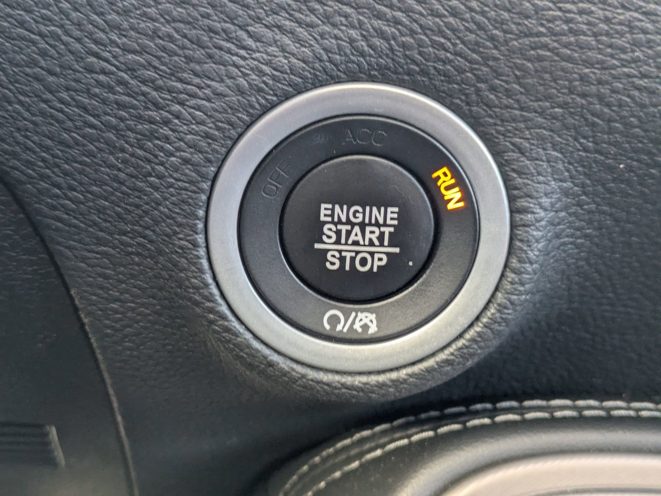 Used 2023 Dodge Challenger R/T w/ Blacktop Package image 24