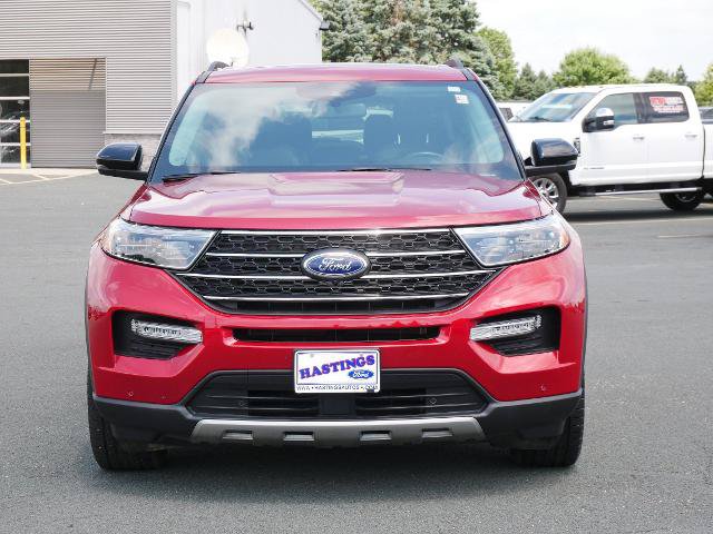Certified 2023 Ford Explorer XLT w/ Equipment Group 202A AWD/4WD image 8