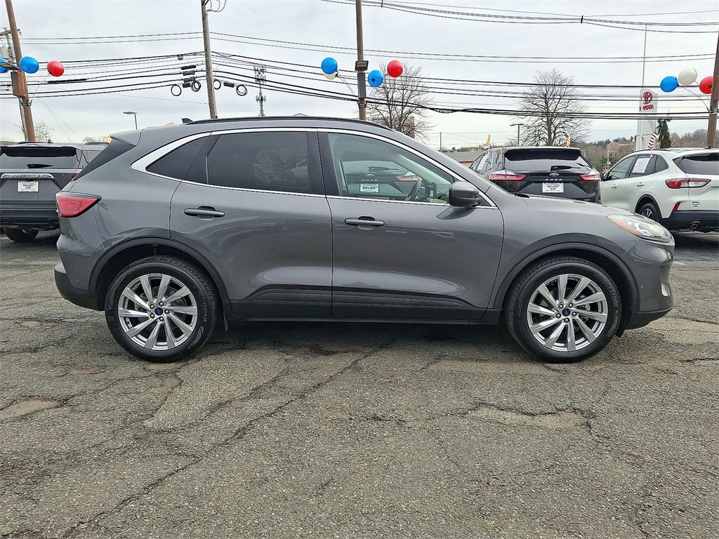 Certified 2022 Ford Escape Titanium w/ Titanium Elite Package image 10