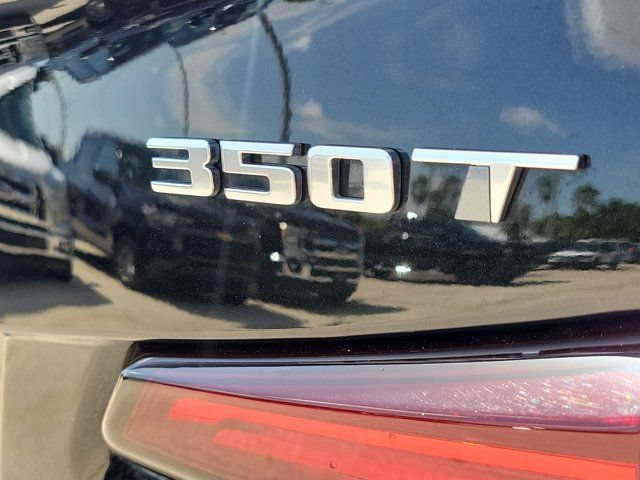 Used 2023 Cadillac XT4 Premium Luxury AWD/4WD image 6