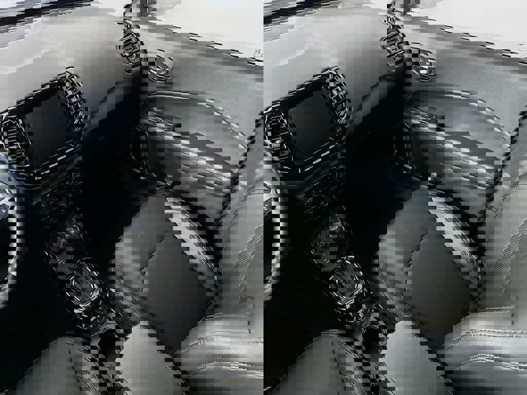 Used 2021 Jeep Compass Limited image 11