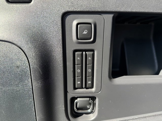 Certified 2025 Ford Expedition Active image 8