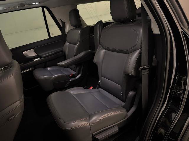 Certified 2025 Ford Expedition Active image 35