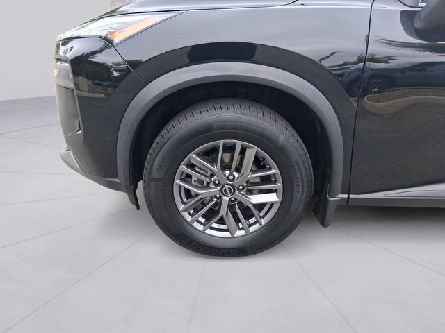 Used 2023 Nissan Rogue S AWD/4WD image 9