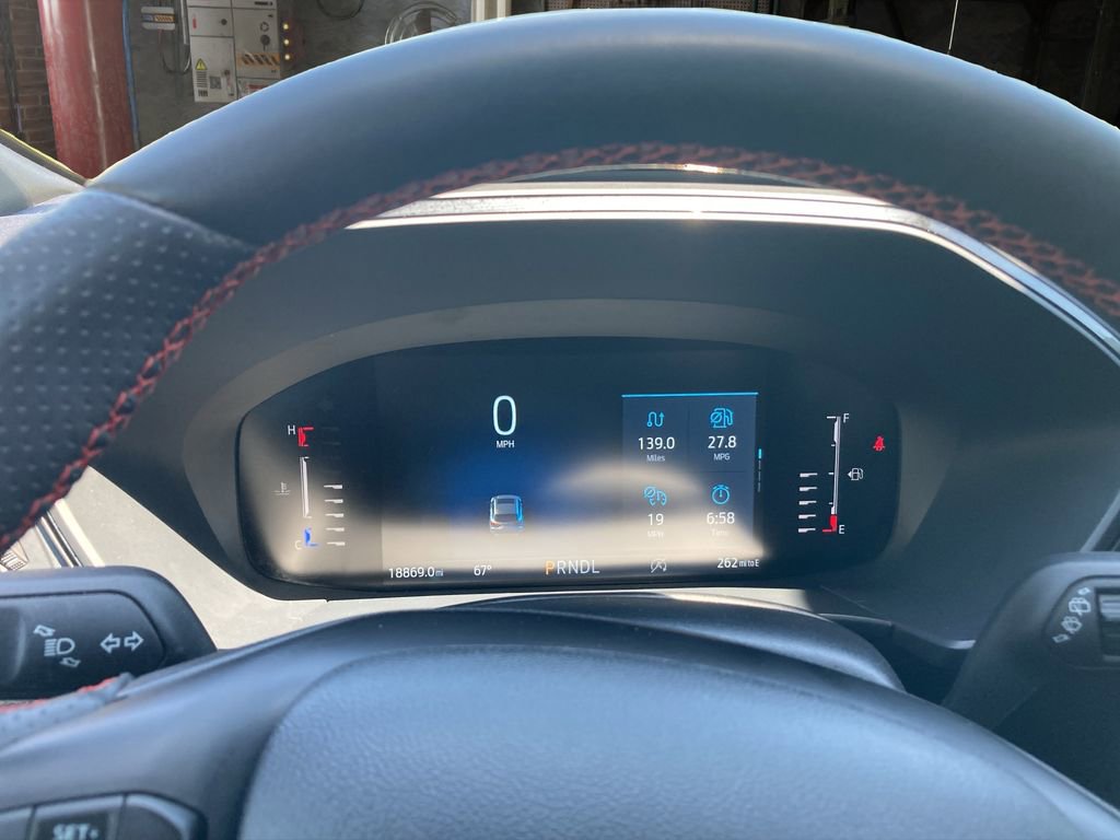 Certified 2023 Ford Escape ST-Line w/ Tech Pack #1 FWD image 21