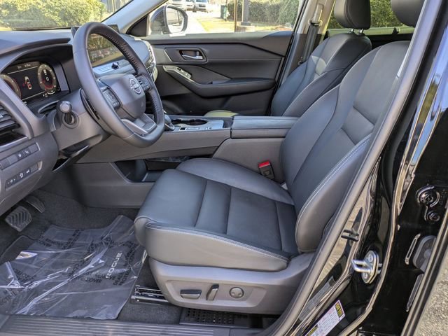 Used 2025 Nissan Rogue SL w/ SL Premium Package image 22