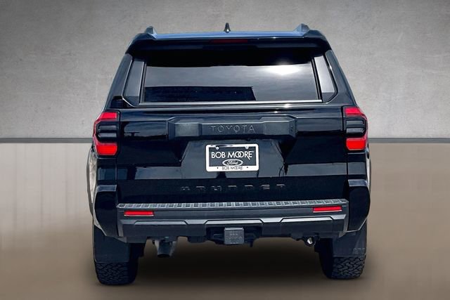 Used 2025 Toyota 4Runner SR5 AWD/4WD image 4