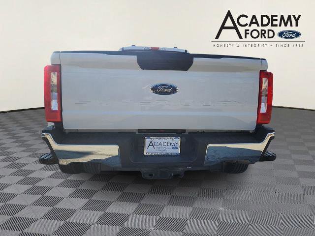 Certified 2024 Ford F350 XLT image 3