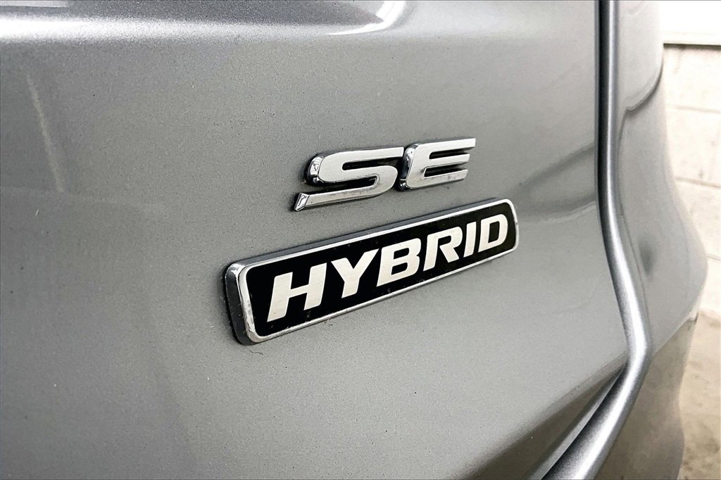 Certified 2020 Ford Fusion SE image 8