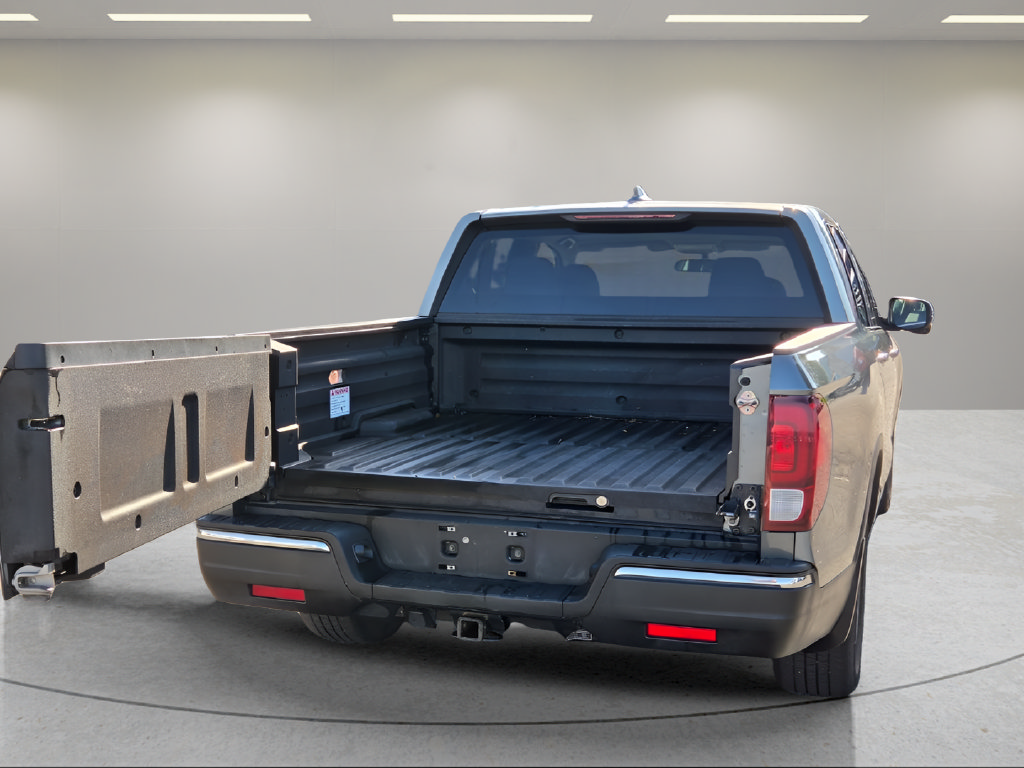 Used 2017 Honda Ridgeline RTL-T image 8