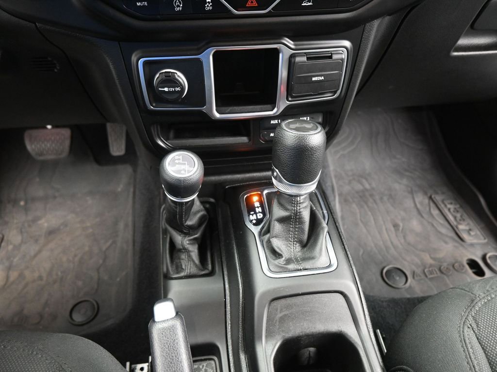 Used 2023 Jeep Wrangler Willys image 44