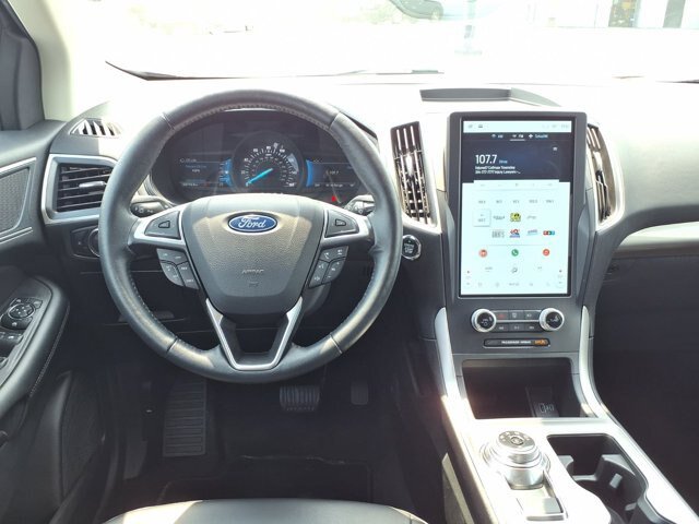 Certified 2024 Ford Edge SEL w/ Convenience Package AWD/4WD image 9
