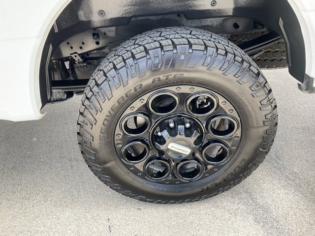 Certified 2025 Ford F250 XLT w/ Black Appearance Package AWD/4WD image 15