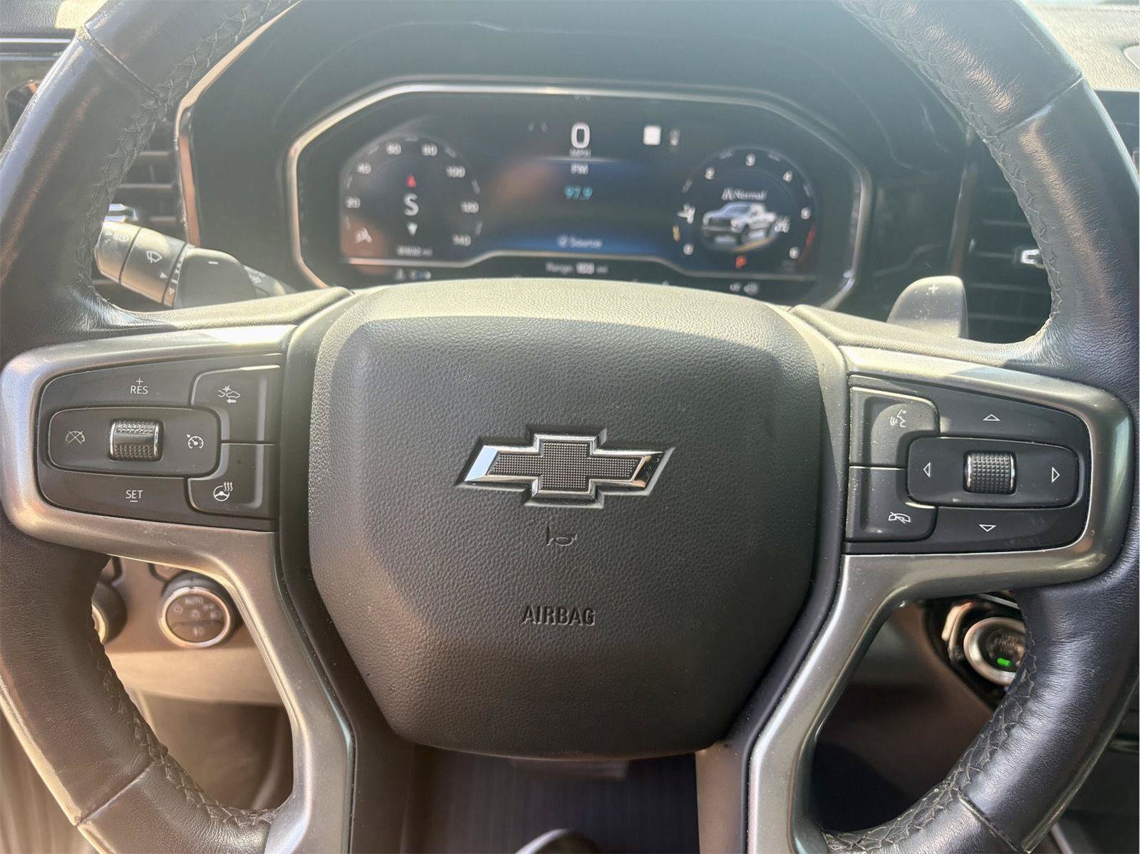 Used 2023 Chevrolet Silverado 1500 LT Trail Boss w/ LT Trail Boss Premium Package AWD/4WD image 18