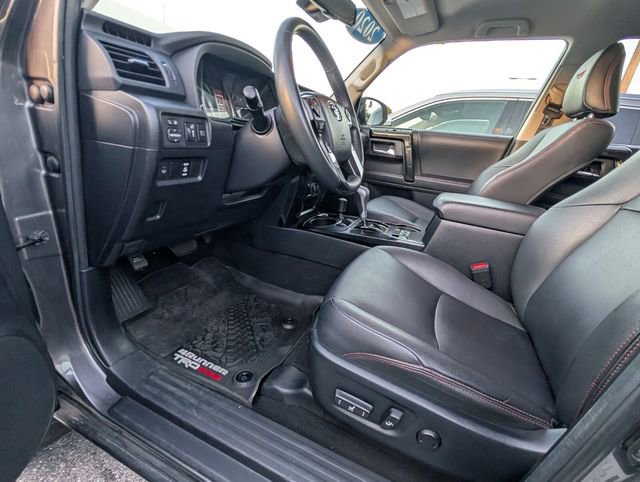 Used 2020 Toyota 4Runner TRD Off-Road image 7
