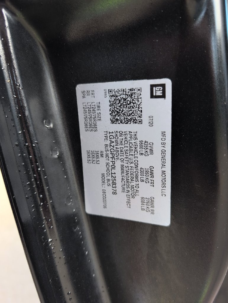 Used 2020 Chevrolet Express 3500 LT w/ LT Preferred Equipment Group RWD image 38
