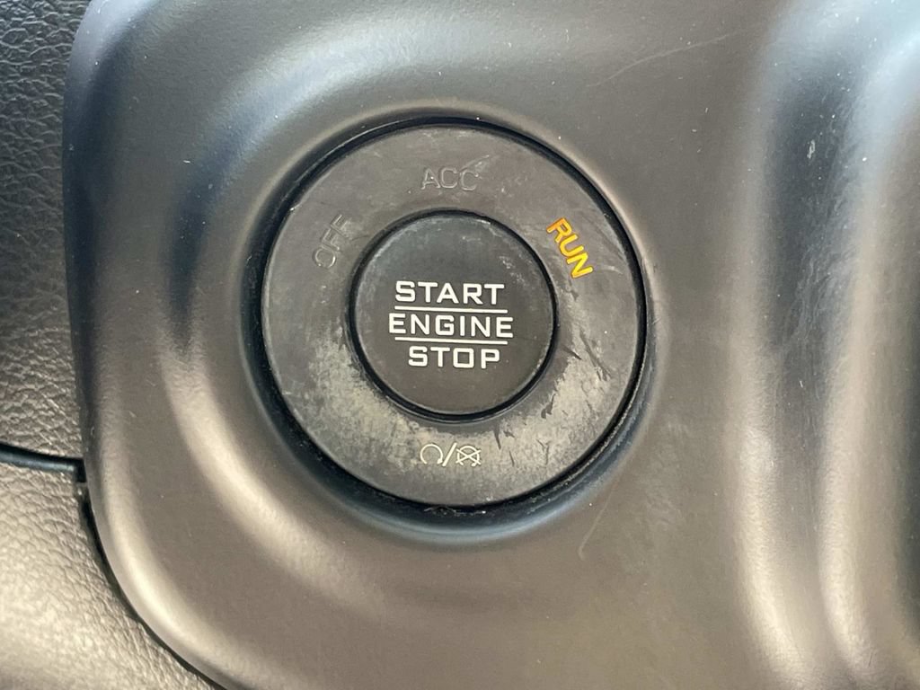 Used 2022 Jeep Gladiator Sport AWD/4WD image 34