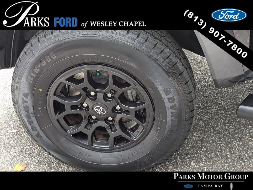Used 2020 Toyota Tacoma 2WD Double Cab image 29