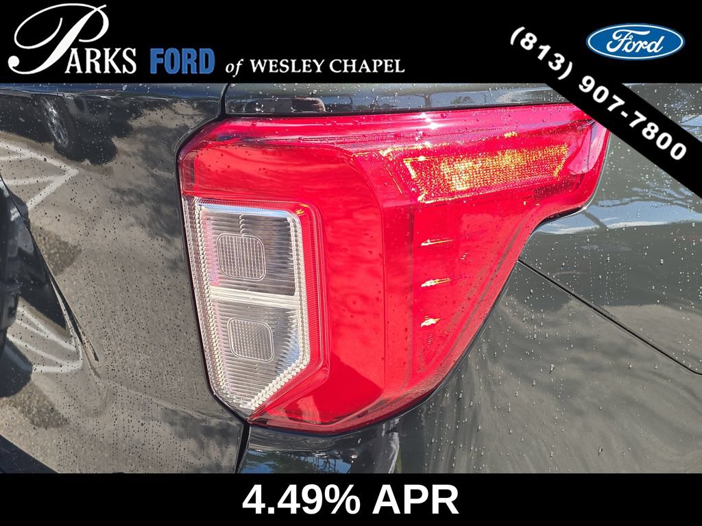 Certified 2022 Ford Explorer XLT w/ Equipment Group 202A AWD/4WD image 8