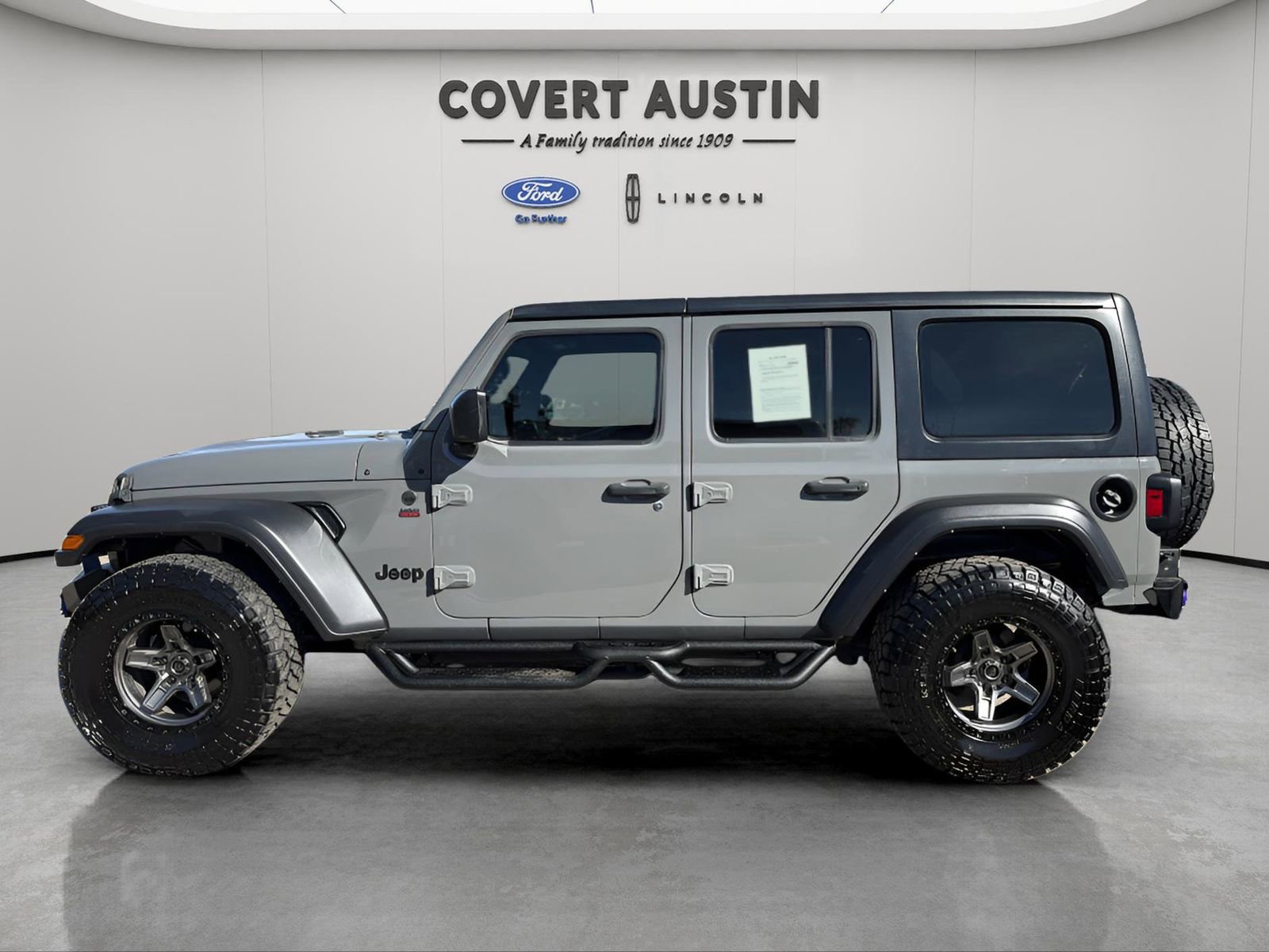 Used 2022 Jeep Wrangler Unlimited Sport AWD/4WD image 2