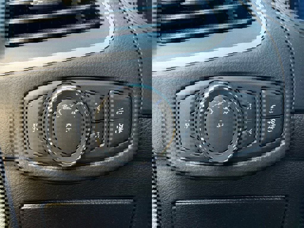 Certified 2022 Ford Edge SEL w/ Convenience Package image 26