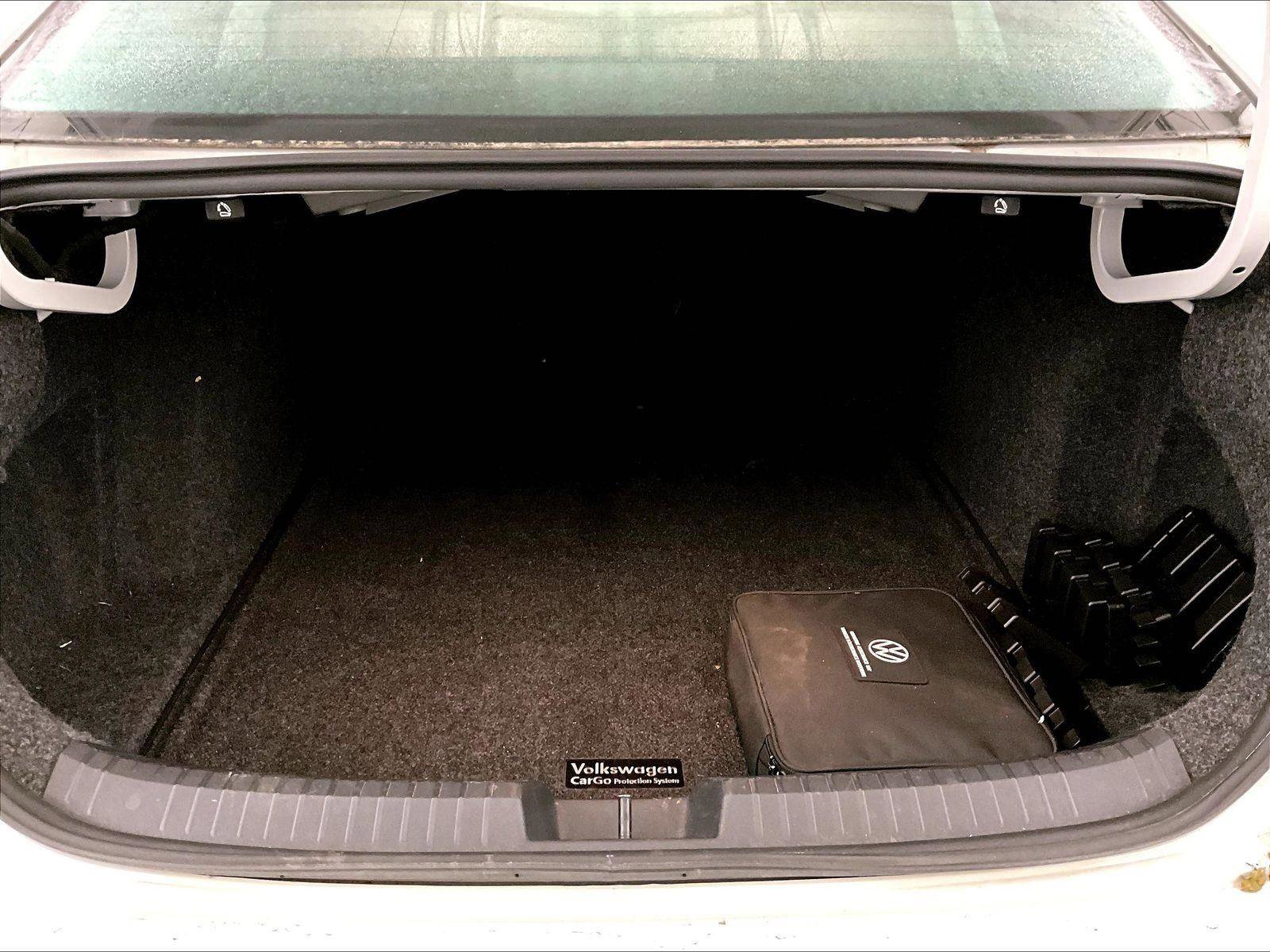 Used 2022 Volkswagen Jetta S FWD image 33