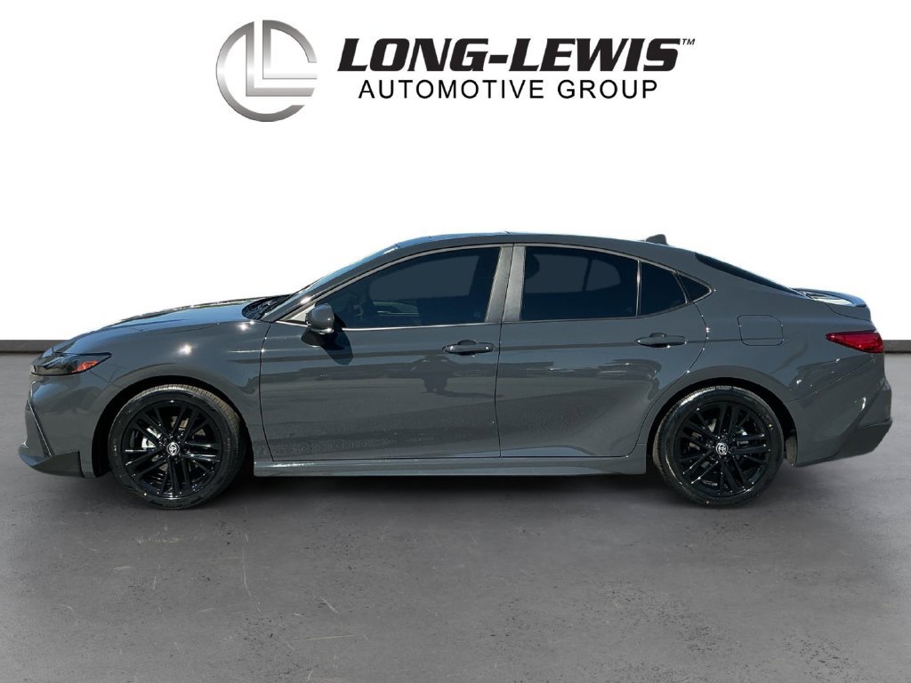 Used 2026 Toyota Camry SE w/ Multimedia Upgrade Package FWD image 2