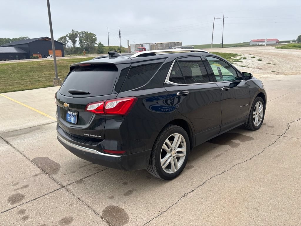Used 2021 Chevrolet Equinox Premier AWD/4WD image 4