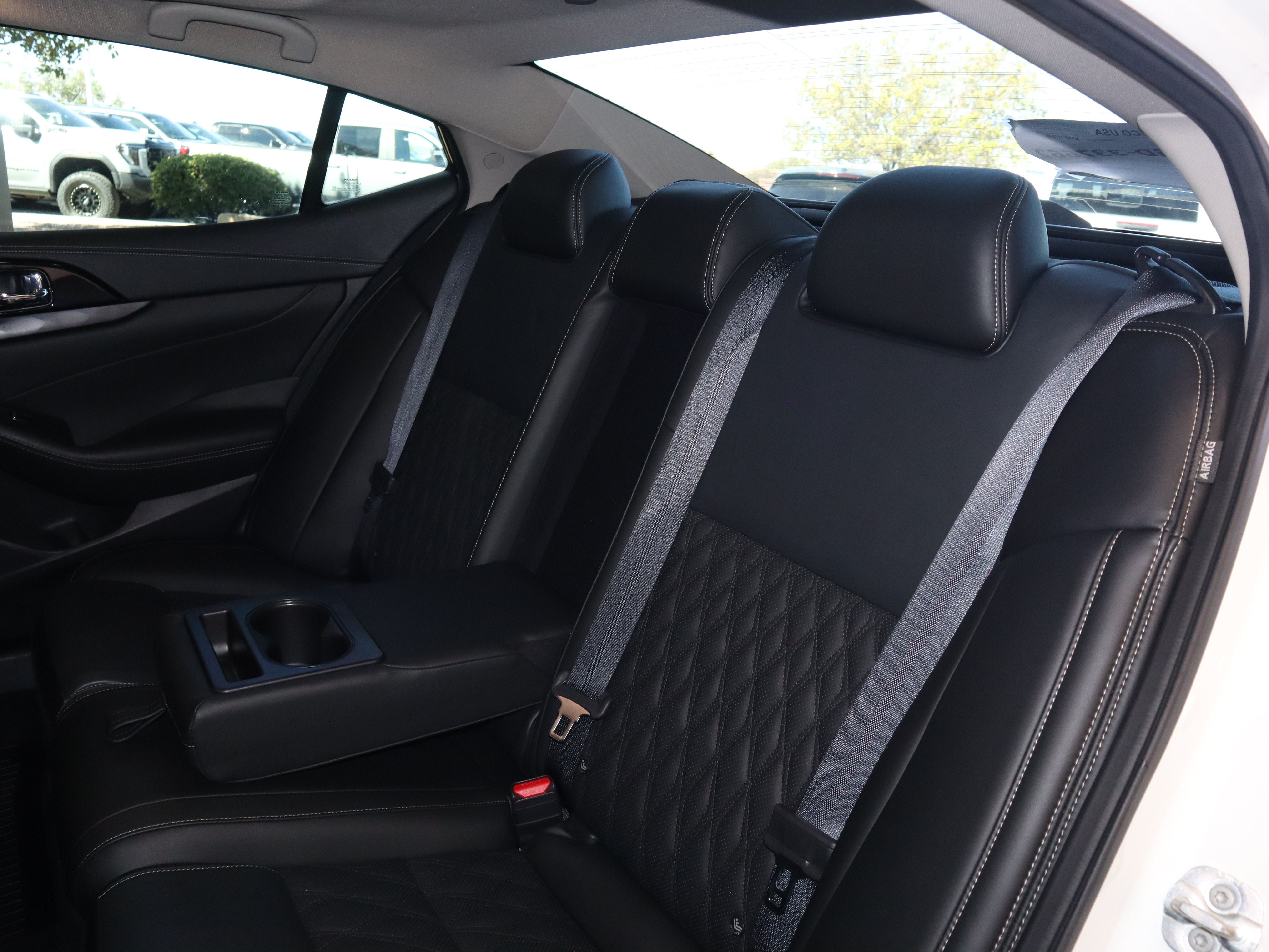 Used 2023 Nissan Maxima Platinum w/ Sport Mat Group FWD image 37