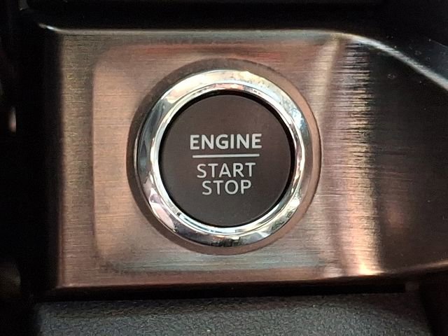 Certified 2024 Ford F250 Lariat w/ Lariat Ultimate Package image 23