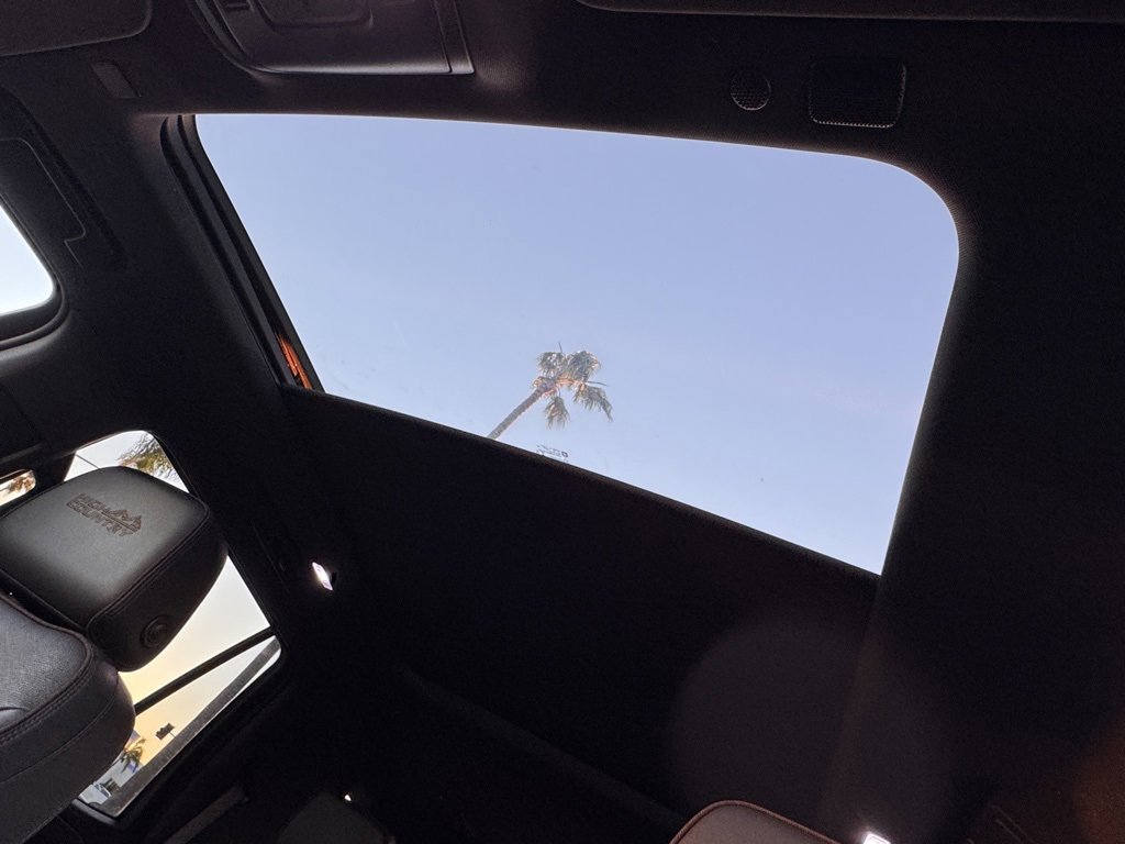 Used 2022 Chevrolet Tahoe High Country image 21