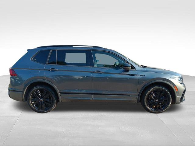 Used 2022 Volkswagen Tiguan SE R-Line AWD/4WD image 14