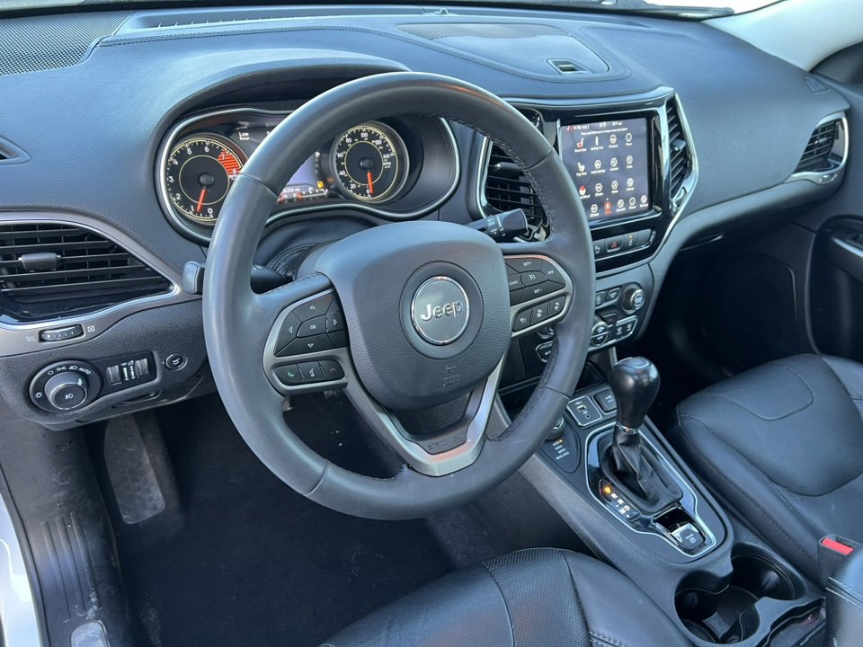 Used 2021 Jeep Cherokee Limited image 23