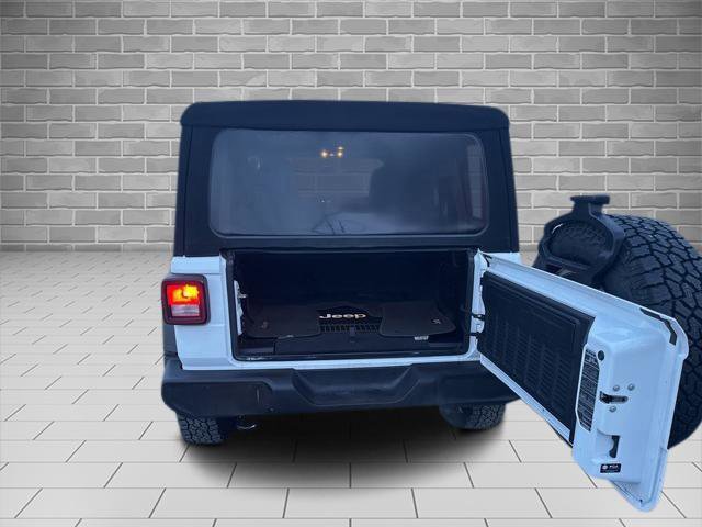 Used 2022 Jeep Wrangler Unlimited Sport image 5