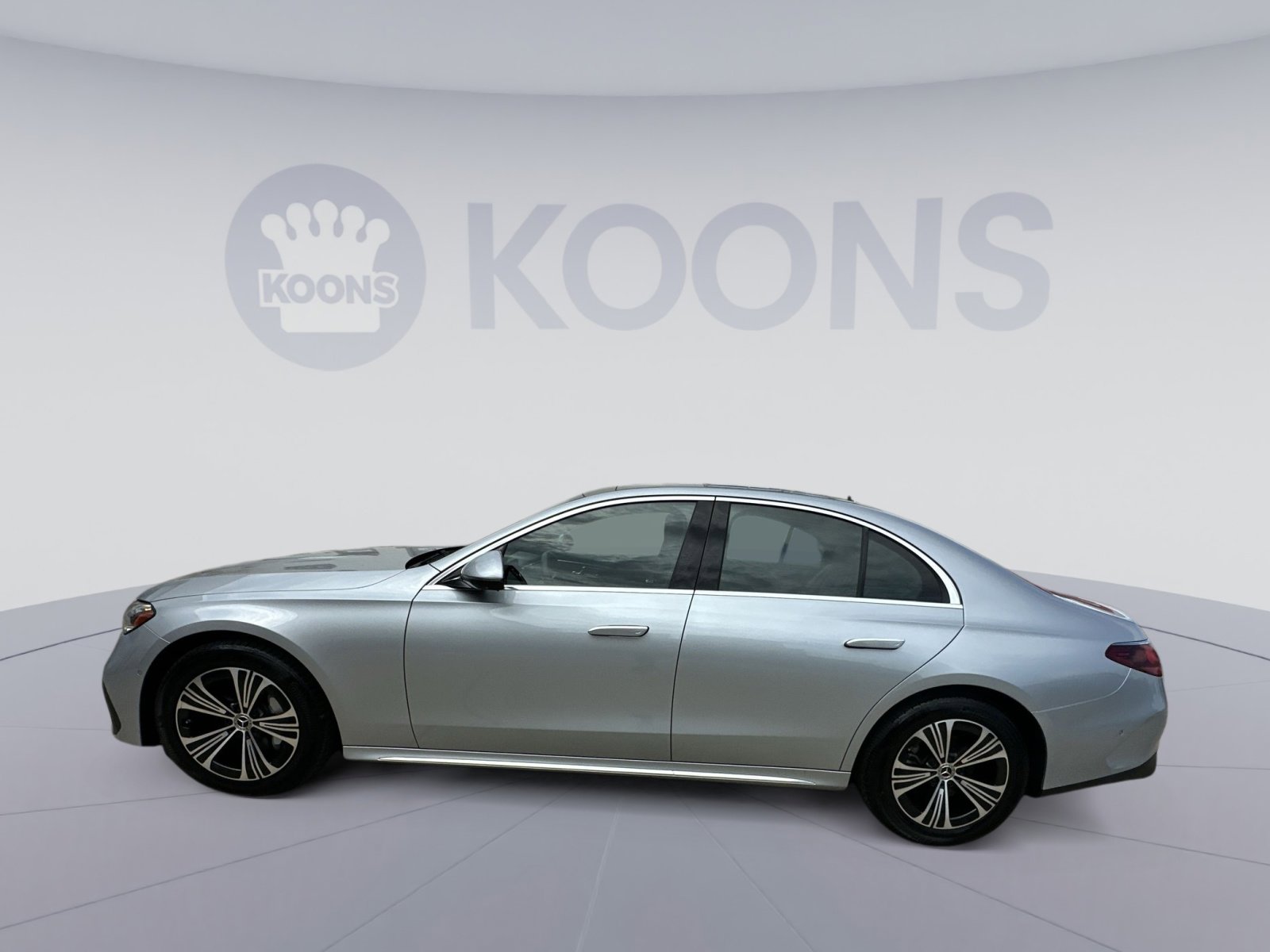 Used 2024 Mercedes-Benz E 350 4MATIC Sedan w/ Driver Assistance Package image 7