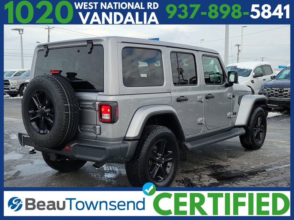 Used 2021 Jeep Wrangler Unlimited Sahara image 4