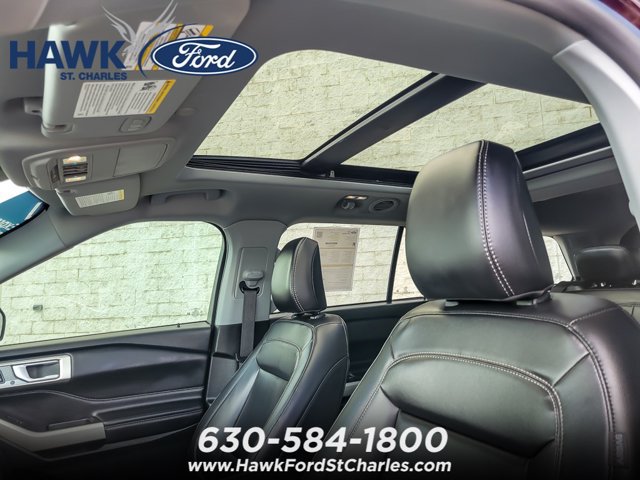 Certified 2023 Ford Explorer XLT w/ Equipment Group 202A AWD/4WD image 9