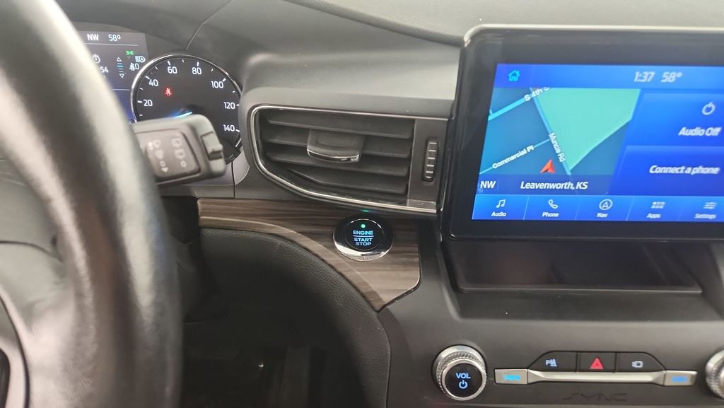 Certified 2020 Ford Explorer Limited w/ Class III Trailer Tow Package image 24