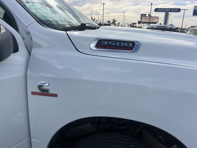 Used 2024 RAM 3500 Tradesman w/ Safety Group image 18